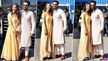 Rakul Preet Singh and Jackky Bhagnani Arrive in Mumbai; Newlyweds Distribute Sweets to Paparazzi (Watch Video)