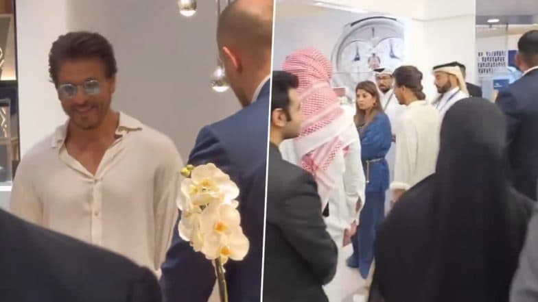 Bollywood Star Shah Rukh Khan Attends Qatar vs Jordan AFC Asian Cup 2023 Final at Lusail Stadium, Video Goes Viral