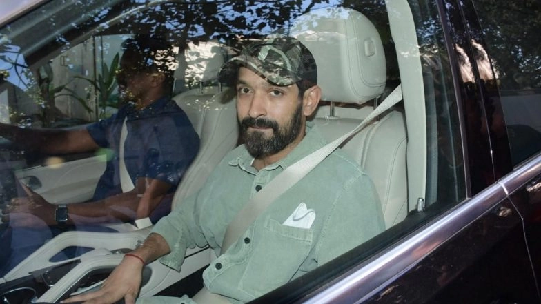 Vikrant Massey and Wife Sheetal Thakur Bring Newborn Home from Hospital; Actor Urges Paparazzi to Respect Privacy of Baby Boy (Watch Video)