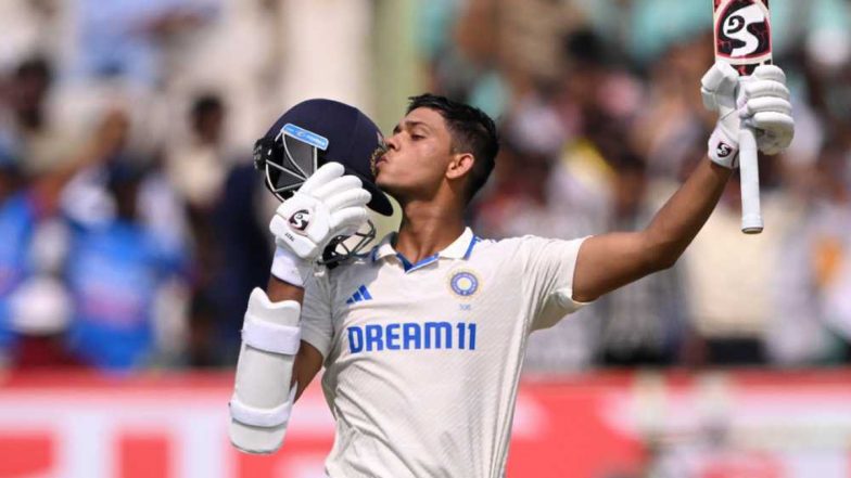 Yashasvi Jaiswal Becomes First Indian to Score Two Double Centuries Against England in Test Cricket, Achieves Feat During IND vs ENG 3rd Test 2024
