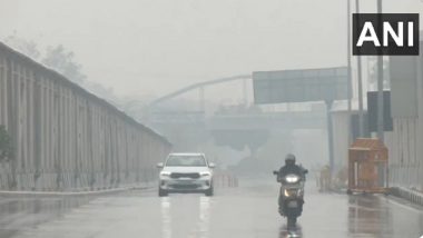 Delhi Weather Update: Light Overnight Rainfall Affects Flight Services at Indira Gandhi International Airport, Passengers Inconvenienced (Watch Video)