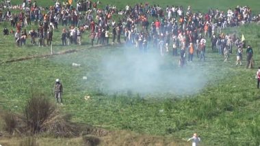 Farmers Delhi Chalo March: Tear Gas Shelling, Stone Pelting Continue at Shambhu Border As Farmers Protest Enters Day Four (Watch Video)