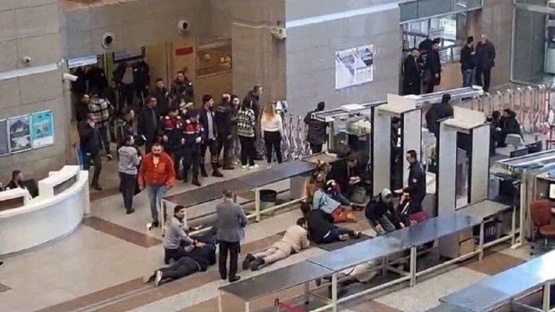 Turkey: Three People Killed in Alleged Extremist Attack on Largest Courthouse in Istanbul (Watch Videos)
