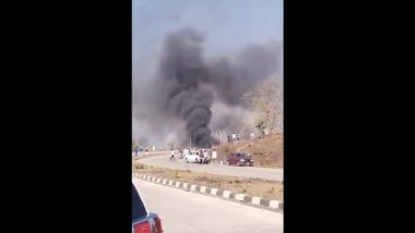Madhya Pradesh: Two Charred to Death As Gas Tanker Catches Fire After Falling Into Gorge on Bhopal-Jabalpur Highway in Raisen (Watch Video)