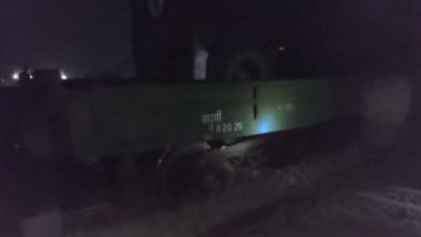 Goods Train Derailment in Bihar: Two Wagons of Freight Train Derail at Bagaha Station; Operations Disrupted (Watch Video)