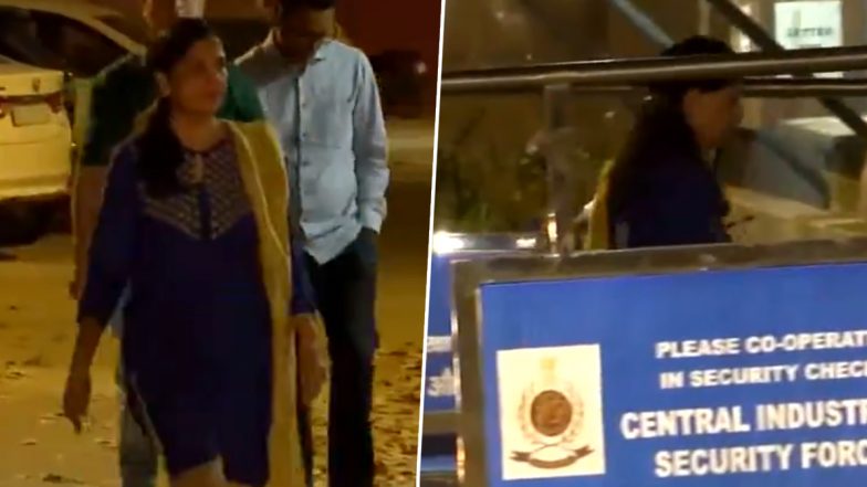 Delhi Chief Minister Arvind Kejriwal's Wife Sunita Kejriwal Meets Him at ED Office for Third Time (Watch Video)