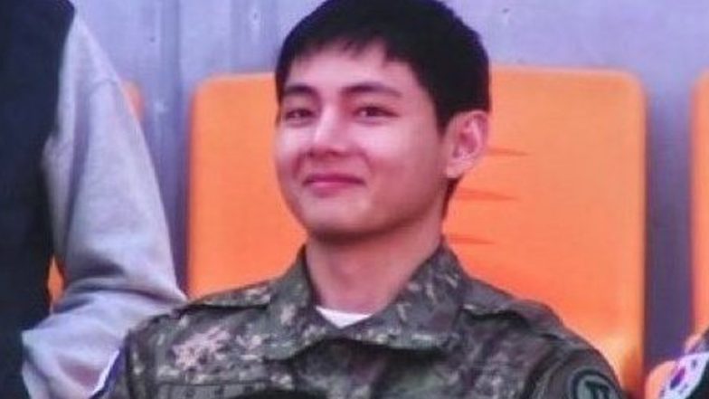 BTS' V aka Kim Taehyung Makes Surprising Appearance at 2024 K League One Football Match Amid Military Service (Watch Video)