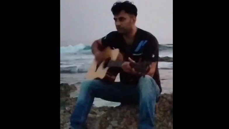 Ram Siya Ram at Lakshadweep Beach: Video of IPS Sameer Sharma Singing Shri Ram Bhajan on Seashore Goes Viral