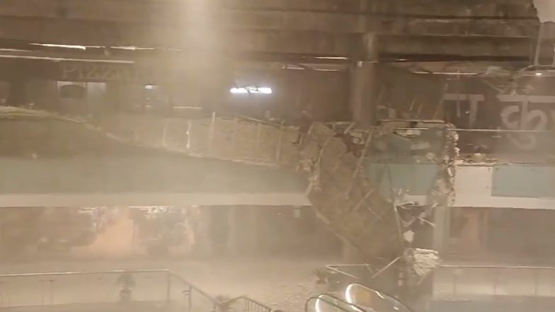 Delhi: Portion of Ceiling Collapses at Ambience Mall in Vasant Kunj Area, No Casualties Reported (Watch Video)