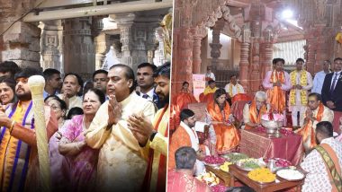 Mukesh Ambani, Mother Kokilaben Offer Prayers at Dwarkadhish Temple in Gujarat Post Anant Ambani-Radhika Merchant Pre-Wedding Ceremony (Watch Video)