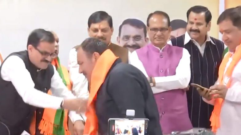 Suresh Pachouri Joins BJP: Former Union Minister Along With Other Congress Leaders Joins BJP (Watch Video)