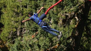 South Korea: 60-Year-Old Woman Suffers Cardiac Arrest After Bungee Jump Inside Starfield Anseong Mall in Gyeonggi Province