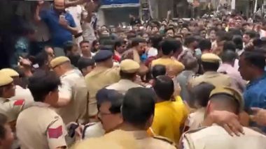 Delhi Minor Girl Rape Case: 34-Year-Old Man Arrested for Raping Girl in Pandav Nagar, People Protest Outside Accused’s House (Watch Videos)