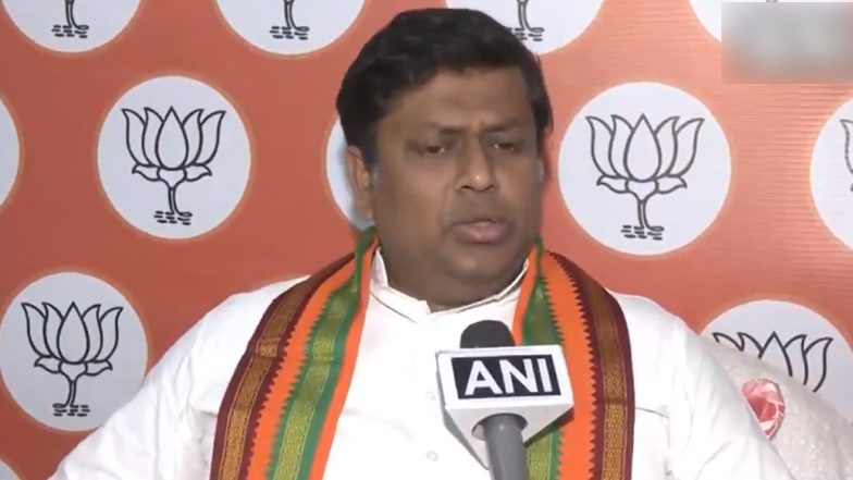 West Bengal BJP Chief Sukanta Majumdar’s Car Meets With Accident in Nadia District, Escapes Unhurt