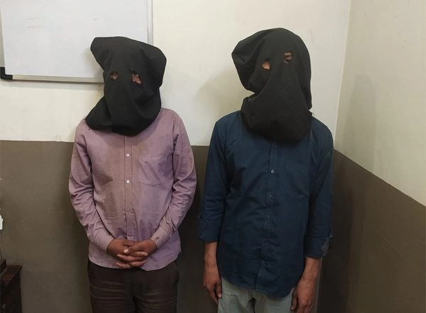 India News | Police Nab Armed Robbers Who Entered Hyderabad House with Motive to Kill Mother, Daughter
