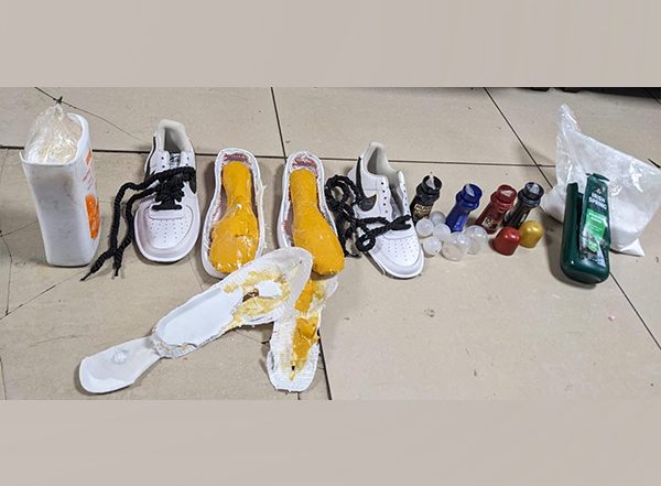 India News | DRI Recovers Cocaine Worth Rs 19.79 Crore at Mumbai Airport, One Arrested