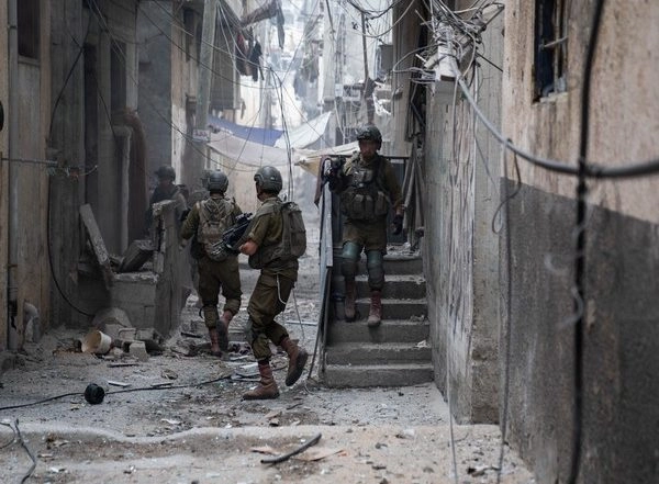 World News | Israeli Military Presses Forward in Gaza