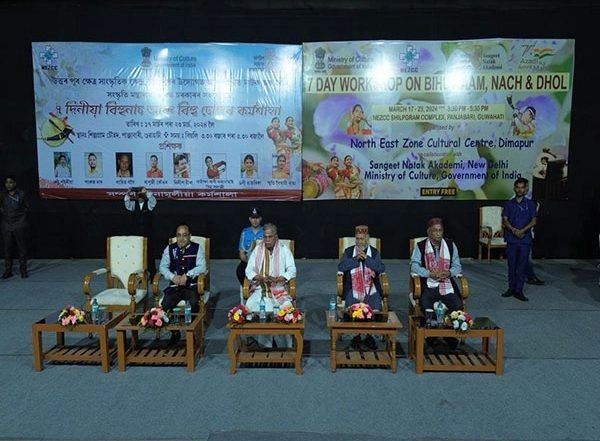 Entertainment News | Nagaland Governor La Ganesan Graces Young Talented Artists Award Ceremony in Guwahati