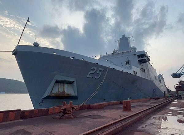 World News | US Navy Personnel Express Joy in Spending Time in Visakhapatnam During Exercise Tiger Triumph