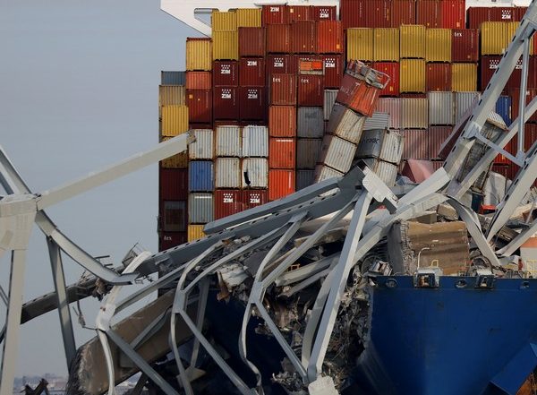 World News | Ship That Crashed into Pillar Leading to Baltimore Bridge Collapse Had All-Indian Crew, Says Shipping Company