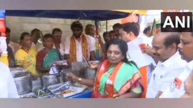 India News | TN: On Campaign Trail BJP's Tamilisai Soundarajan Banks on Development, Pays Street Vendor Digitally for 'Vada'