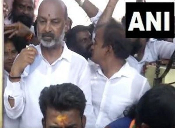 India News | BJP MP Bandi Sanjay Kumar Visits Chengicherla, Where Violence Erupted During Holi Celebrations