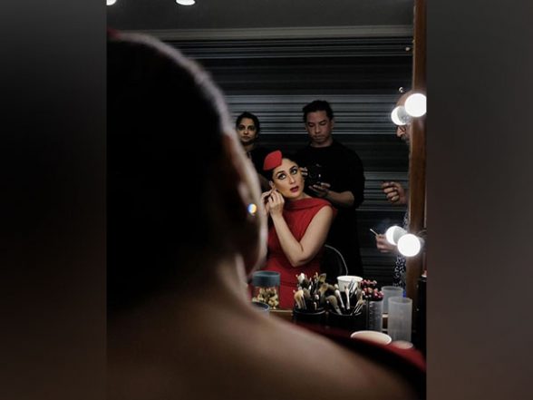 Entertainment News | Kareena Kapoor Shares BTS Pics from Sets of 'Crew' Ahead of Release - Vimarsana News