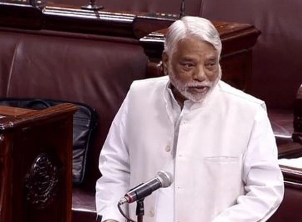 India News | Telangana: BRS Leaders Keshav Rao, Kadiyam Srihari Likely to Join Congress; BRS MLA Slams Them