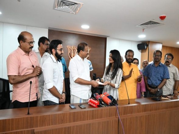 India News | Students Evacuated from Ukraine Pay for MoS Muraleedharan's Security Deposit for His LS Candidature - Vimarsana News