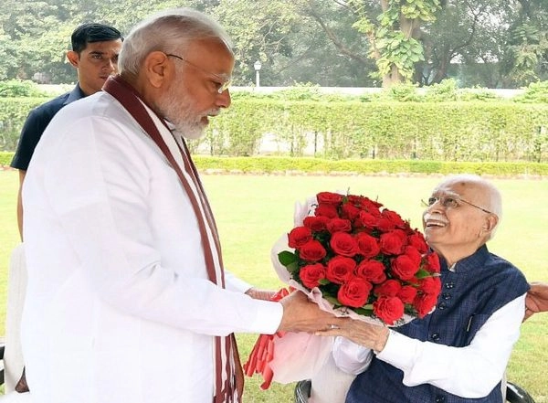 India News | President Murmu to Confer Bharat Ratna on LK Advani on Sunday