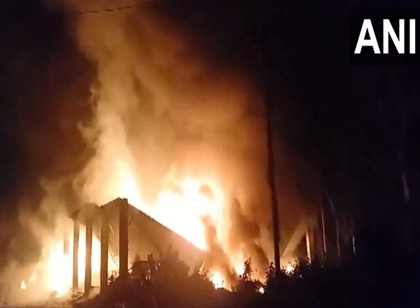 India News | West Bengal: Fire Breaks out at Warehouse Storing Electrical Equipment in Nadia