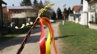 Easter Tradition in the Czech Republic 'Easter Whip': What Is Pomlázka? Know About the Oldest Tradition of Spanking Women on This Day for the Most Unimaginable Reason