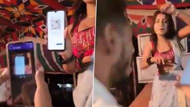 Showering Money on Dancer Is Passé, Viral Video Shows Female Dancer Using QR Code to Collect UPI Payment During Her Performance (Watch)
