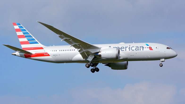 American Airlines Boeing 777 Forced to Make Emergency Landing at Los Angeles Airport Following ‘Mechanical Problem’