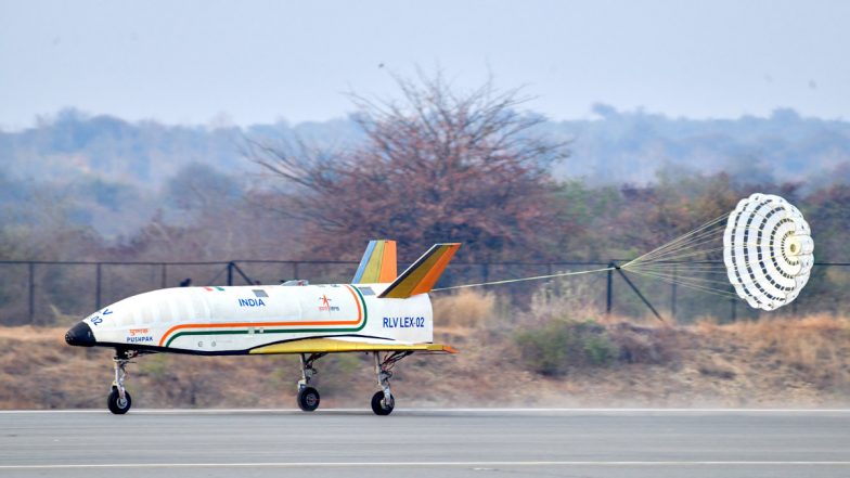 ISRO Successfully Carries Out Landing Experiment of Reusable Launch Vehicle ‘Pushpak’ in Karnataka (See Pics)