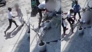 Knife Attack in Delhi: Youth Attacks Girl With Knife in Broad Daylight for 'Making Fun of Him', Victim Survives With Minor Injuries; Disturbing CCTV Video Surfaces