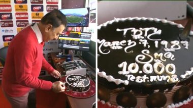 Sunil Gavaskar Cuts Special Cake in Commentary Box To Celebrate Anniversary of Him Becoming First Player To Score 10,000 Runs in Test Cricket (Watch Video)