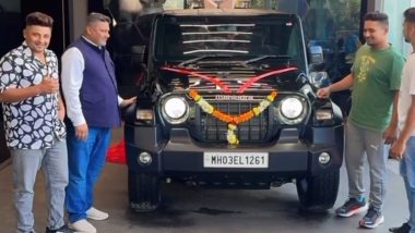 Anand Mahindra Fulfills Promise, Gifts Sarfaraz Khan and His Family Thar SUV After Cricketer's Memorable Debut in IND vs ENG Test Series 2024 (Watch Video)