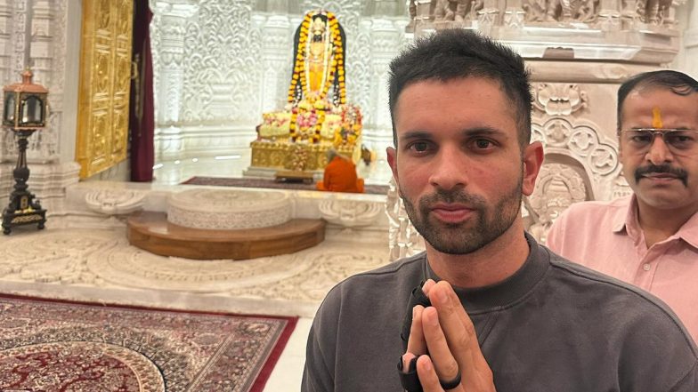 ‘Jai Shree Ram’, Keshav Maharaj Visits Ram Mandir in Ayodhya As He Trains at LSG IPL 2024 Camp (View Pic)