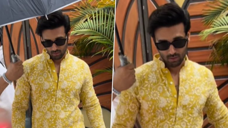 Groom-To-Be Pulkit Samrat Gets Spotted Leaving for Haldi Ceremony Ahead of His Wedding With Kriti Kharbanda in Delhi (Watch Video)