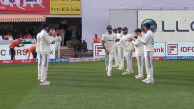 Ravi Ashwin Receives Guard of Honour From Teammates As He Makes His 100th Test Appearance During IND vs ENG 5th Test 2024 (Watch Video)