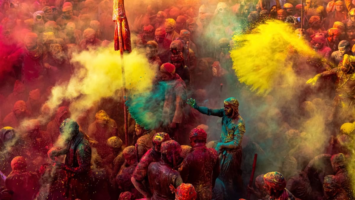 holi unique images