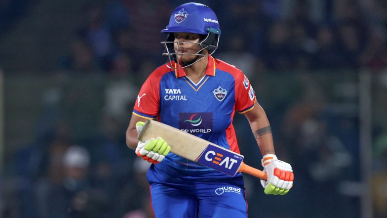 Delhi Capitals Qualifies For WPL 2024 Final; Shafali Verma's Half-Century Helps DC-W Secure 7-Wicket Victory Over GG-W in Last League Encounter