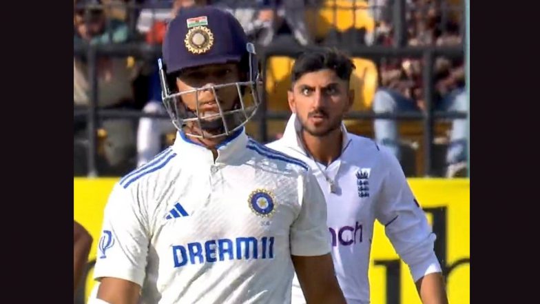 Shoaib Bashir Angrily Stares at Yashasvi Jaiswal After Dismissing Him During IND vs ENG 5th Test 2024, Video Goes Viral