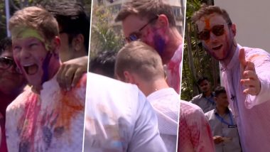Pichkaari Fight! Ashes Rivals Steve Smith and Stuart Board Attend Holi Celebration Together in Mumbai, Video Goes Viral!