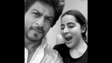 Uorfi Javed’s Selfie With Shah Rukh Khan Breaks the Internet; Netizens Try To Decode the Truth Behind Actress’ Viral Pic With Her ‘Favourite’