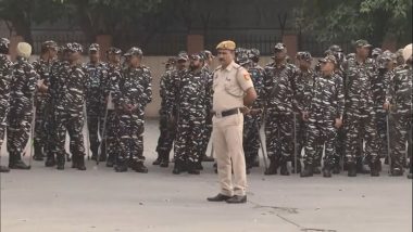 AAP Protest Over Arvind Kejriwal's Arrest: Security Beefed Up Around PM Narendra Modi’s Residence, Entry and Exit Gates at Lok Kalyan Marg Metro Station Shut (Watch Video)