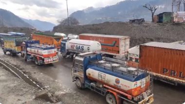 Jammu-Srinagar Highway Remains Blocked Amid Heavy Rain, Police Shifts Stranded Passengers, Including Over 200 Tourists to Safer Places in Ramban (Watch Video)