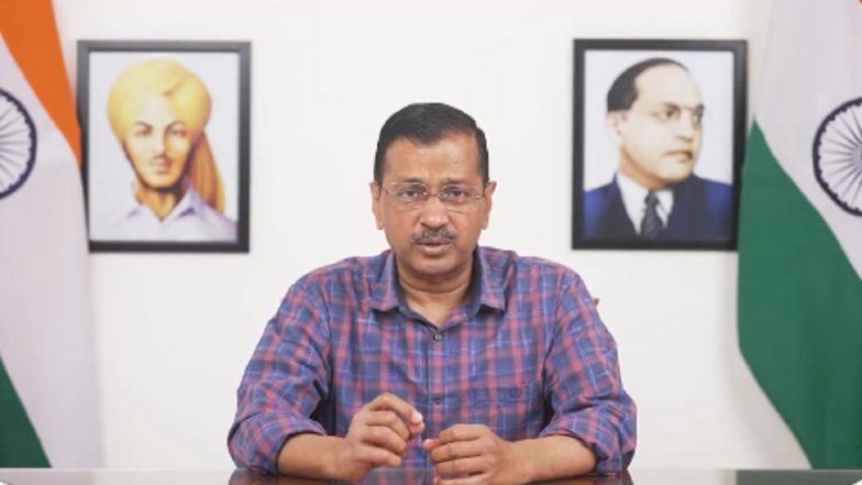 Delhi CM Arvind Kejriwal Announces Survey of Street Vendors in National Capital To Provide Them Space for Running Shops (Watch Video)