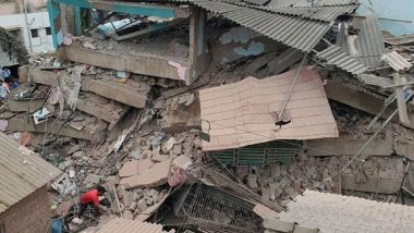 Pakistan Building Collapse: Nine Killed, Two Injured After Three-Storey Building Collapses in Multan City (Watch Video)